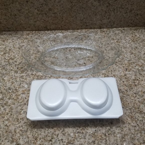 Avon 1976 Bicentennial USA Eagle Platter - George & Martha Washington Soap - Picture 13 of 13